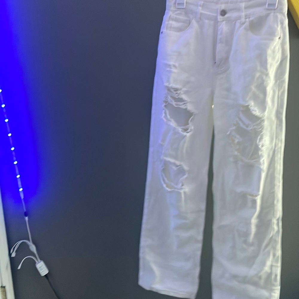 SHEIN EZwear Small White High Waist Ripped Straight Jeans